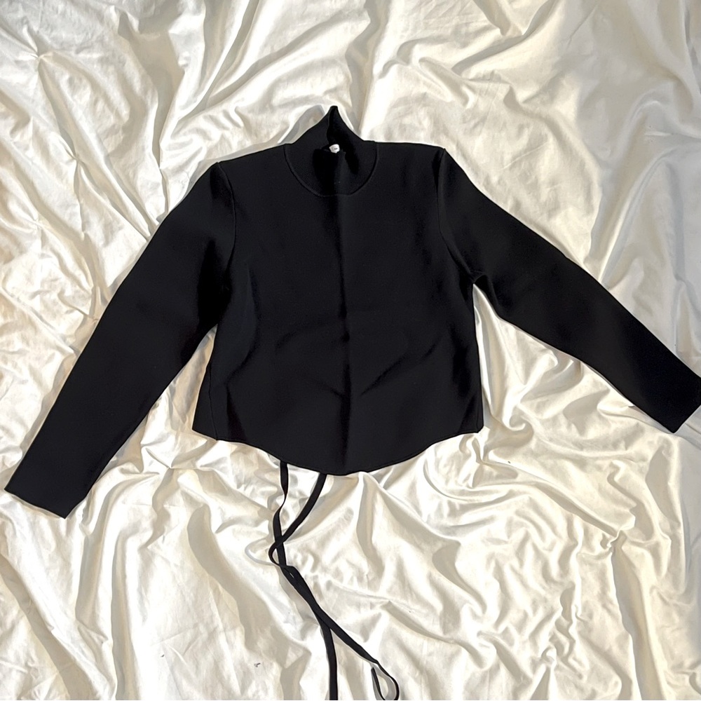 Women’s Black Backless Knit Pullover